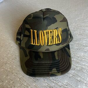 LLovers Camo Top